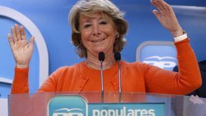 Aguirre insta Feijóo a oferir a Sánchez els seus vots per «evitar els independentistes»