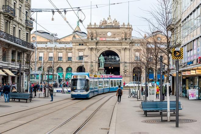 Planes Suiza, Bahnhofstrasse