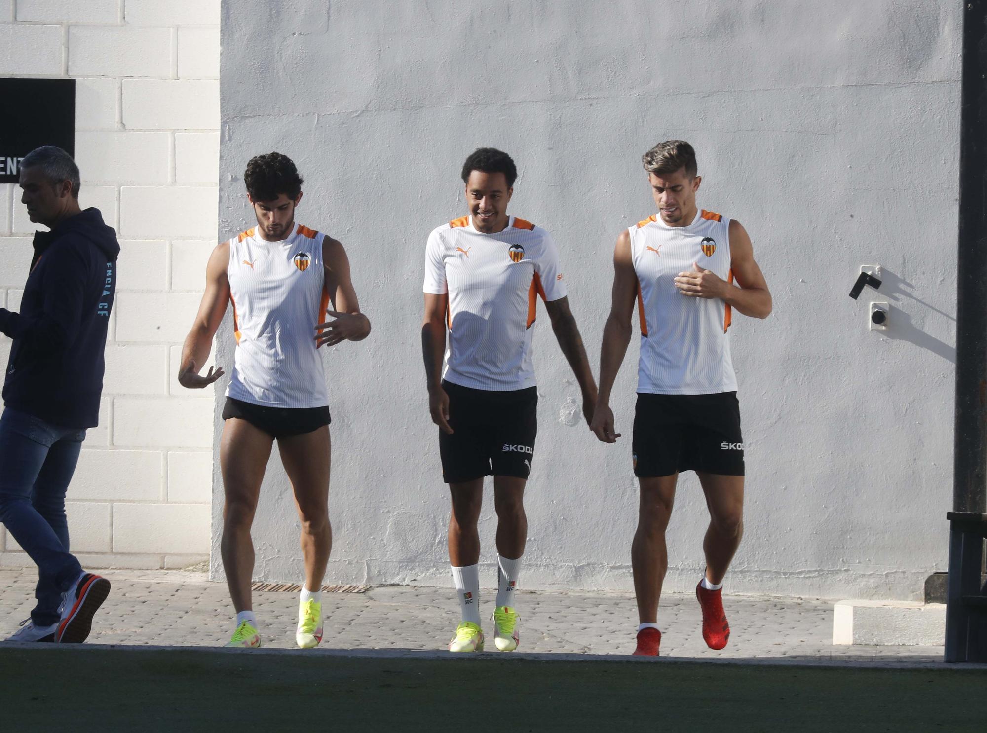 Último entrenamiento del Valencia antes de enfrentarse al Barça