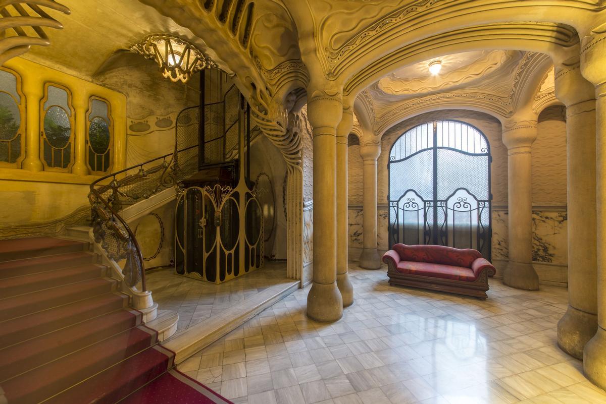 El interior de la casa Sayrach, en el Eixample de Barcelona.