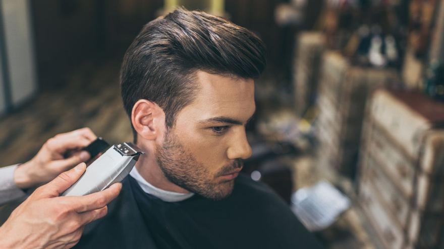 El pompadour conquista de nuevo: el corte de pelo de hombre que está arrasando