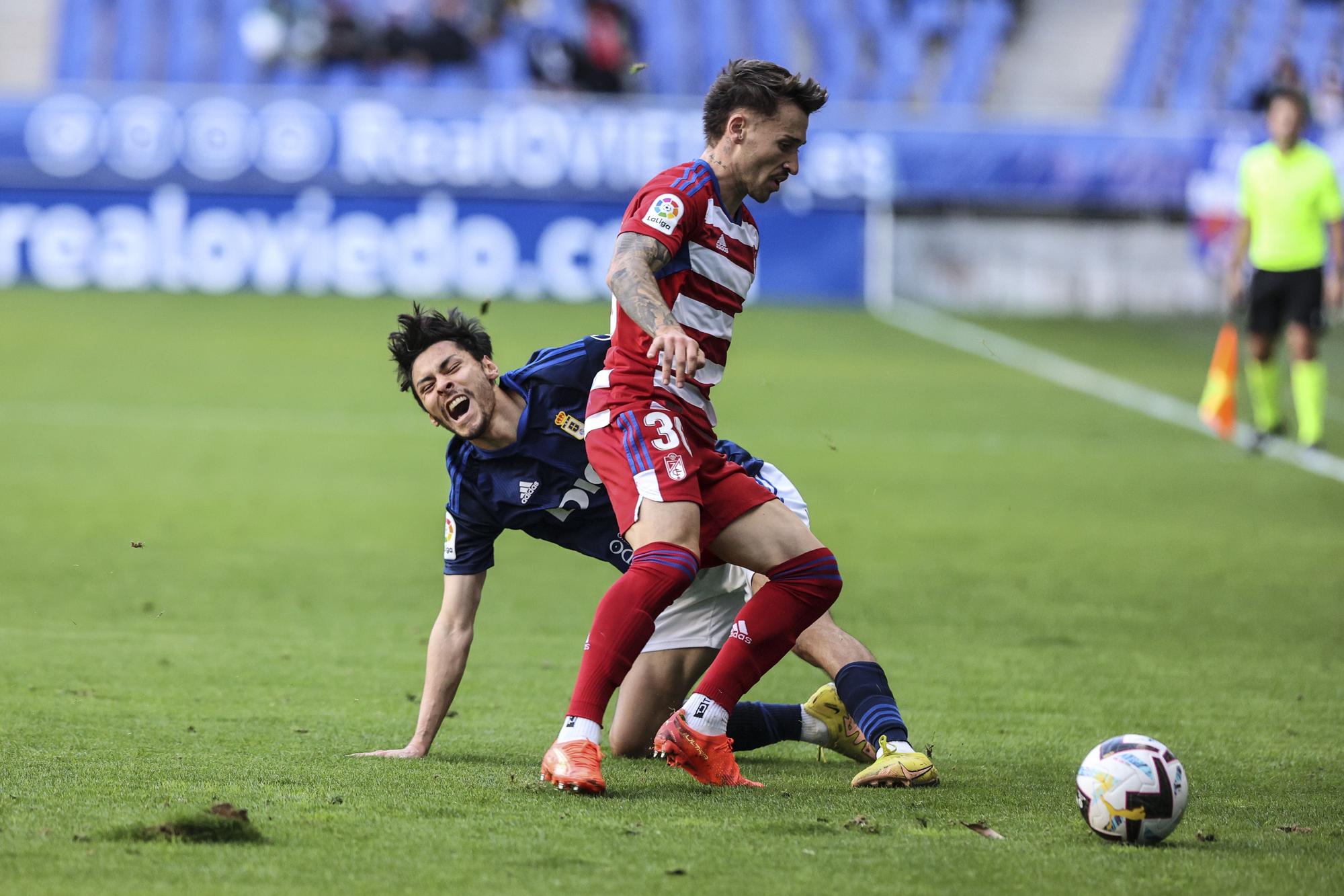 En imágenes: así fue el encuentro entre Real Oviedo y Granada en el Tartiere