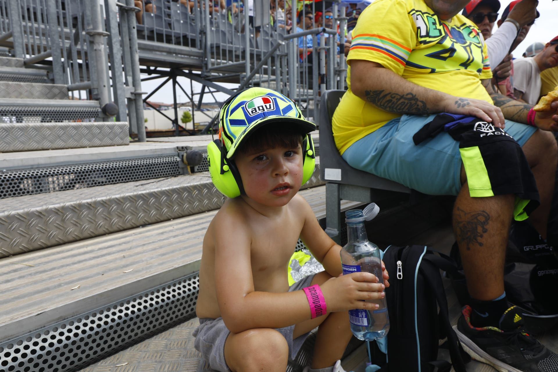 En imágenes | El público vuelve a disfrutar de los mejores motociclistas del mundo en Motorland