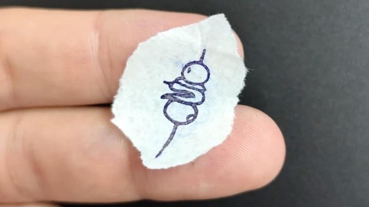 Un calco para tatuar una gilda, obra de Ink Robles.