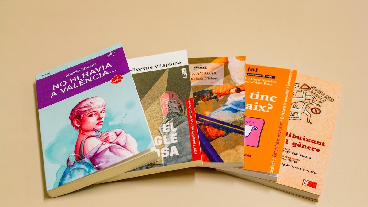 La Consellería ha adquirido 5 títulos diferentes sobre esta temática de editoriales valencianas.