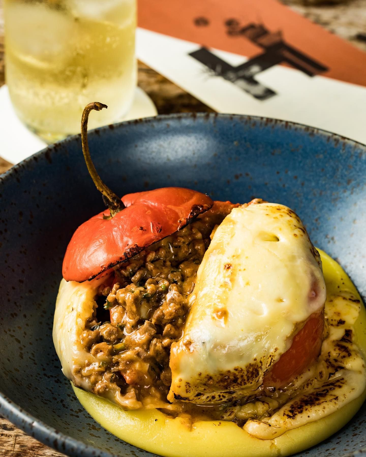 Rocoto relleno de carne a la arequipeña.