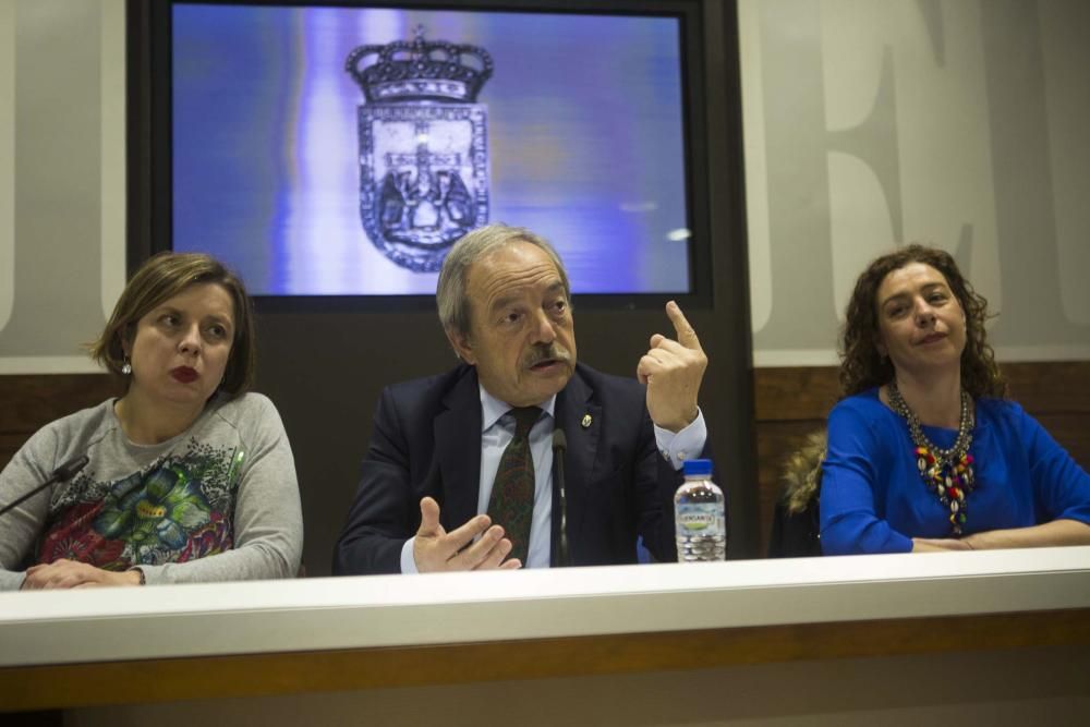 Rueda de prensa de Wenceslao López y sus socios