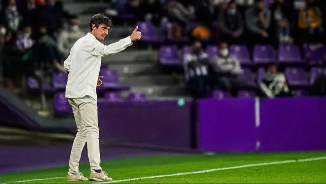 El Elche quiere agarrarse a la salvación ante el Valladolid de Pacheta