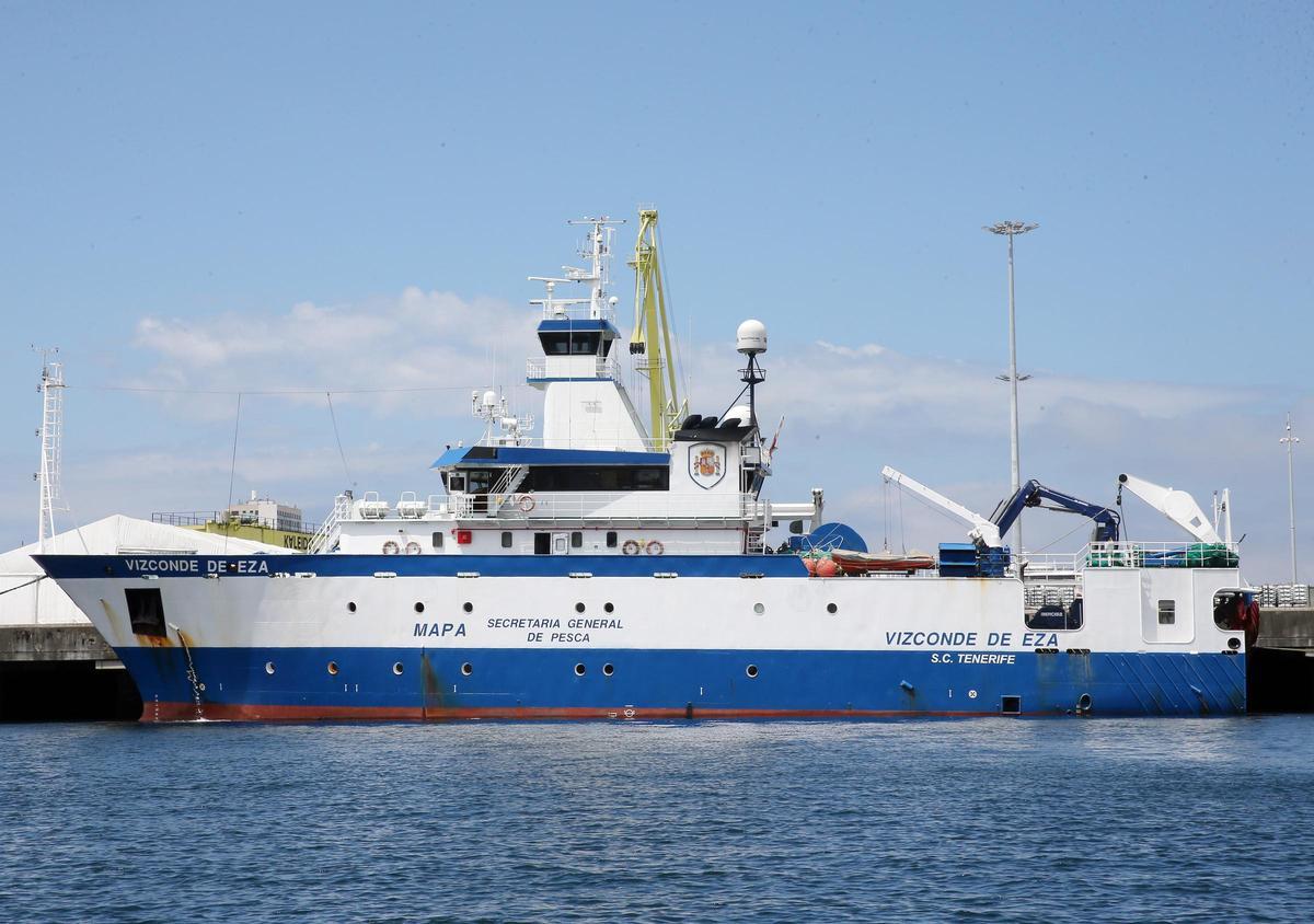 El oceanográfico «Vizconde de Eza», amarrado en Vigo.