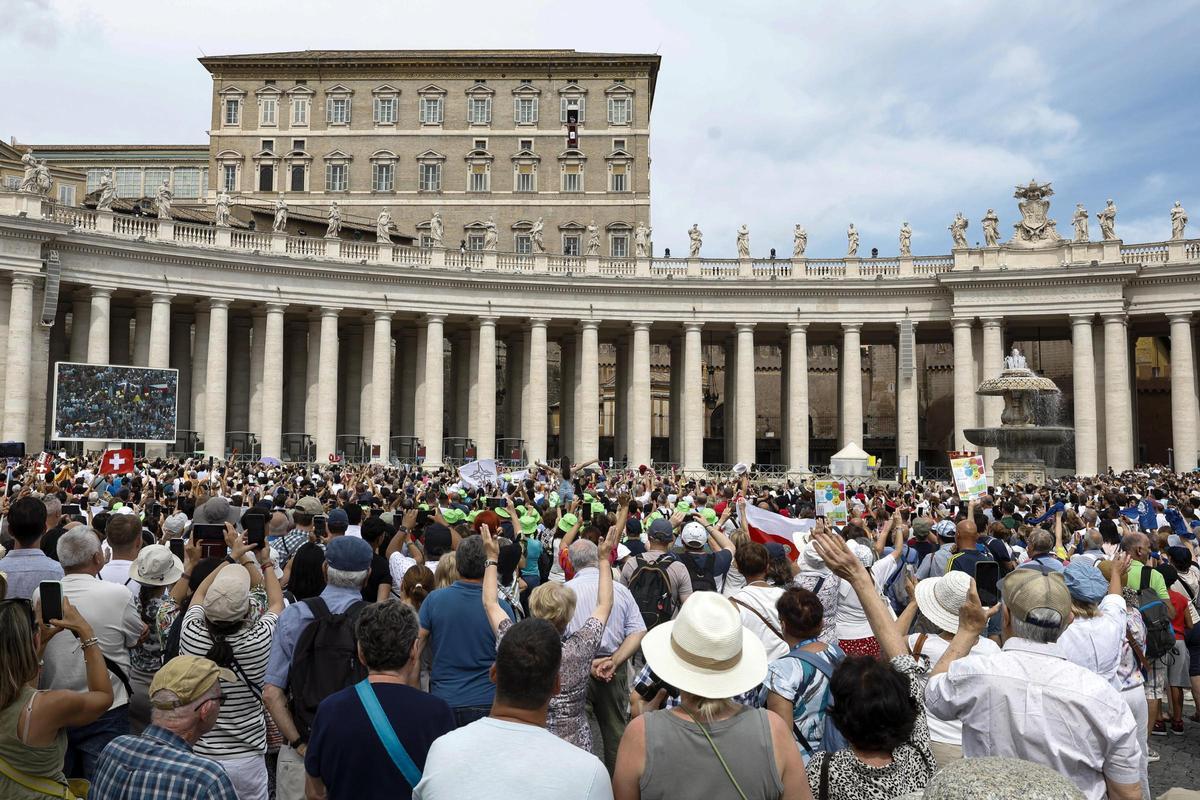 El Papa León XIV celebra su 70º cumpleaños con miles de fieles en el Vaticano