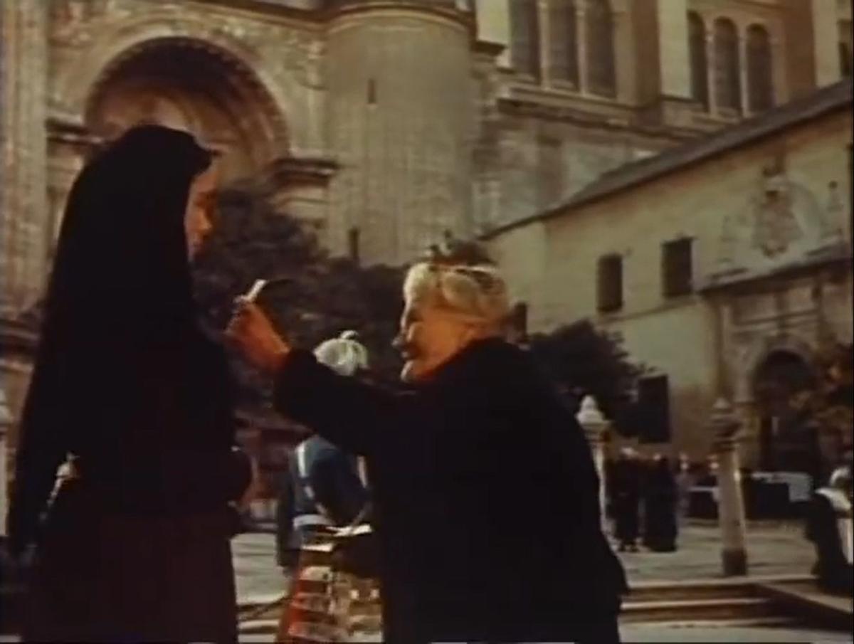 Una escena de 'Amanecer en Puerta Oscura' en la catedral de Málaga.