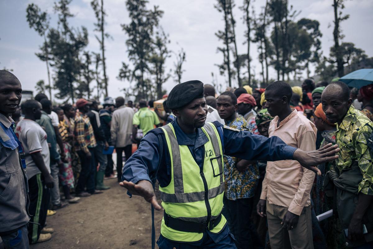 Desplazados a causa de los enfrentamientos cerca de Goma, en el Congo. En casi seis meses de enfrentamientos, más de 300.000 personas han huido de sus hogares.