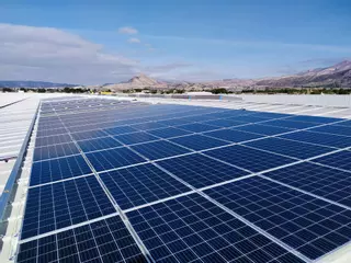 Hiperber generará 233 megavatios de energía con una planta fotovoltaica en la cubierta de su plataforma logística