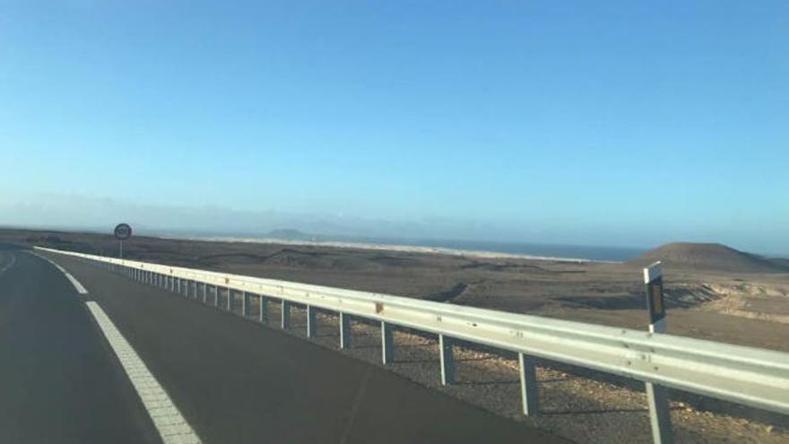 La nueva autovía de La Caldereta a Corralejo.