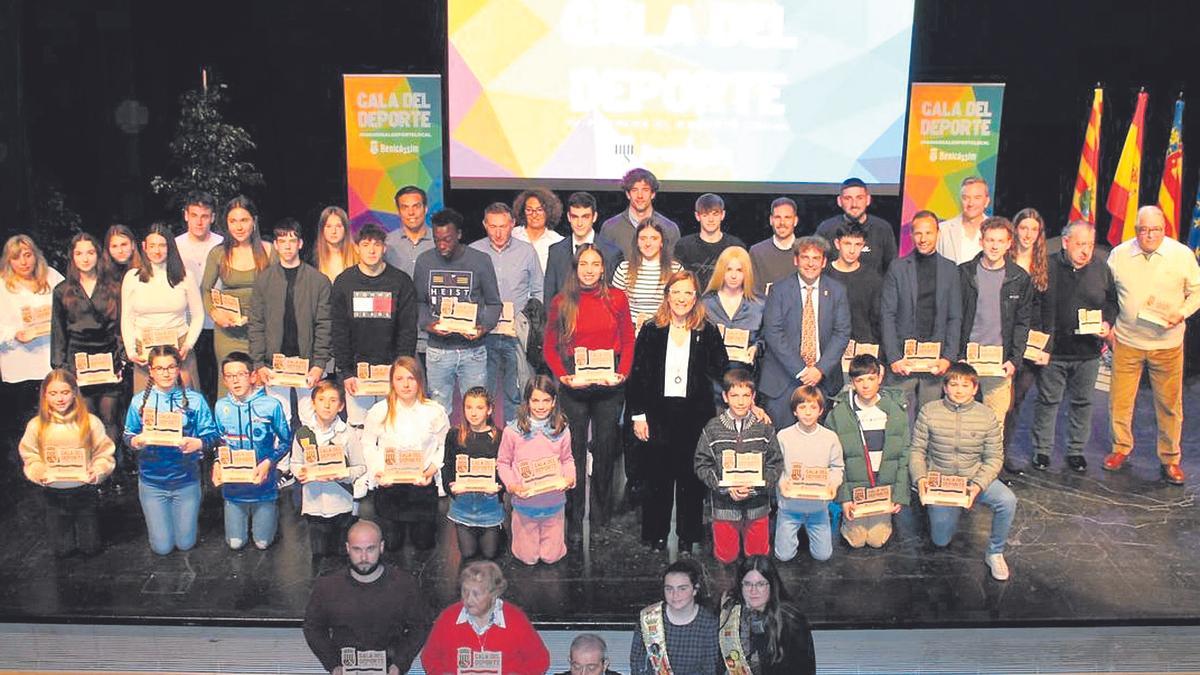 Benicàssim recuperó la Gala del Deporte para rendir homenaje a los deportistas brillantes de la localidad.