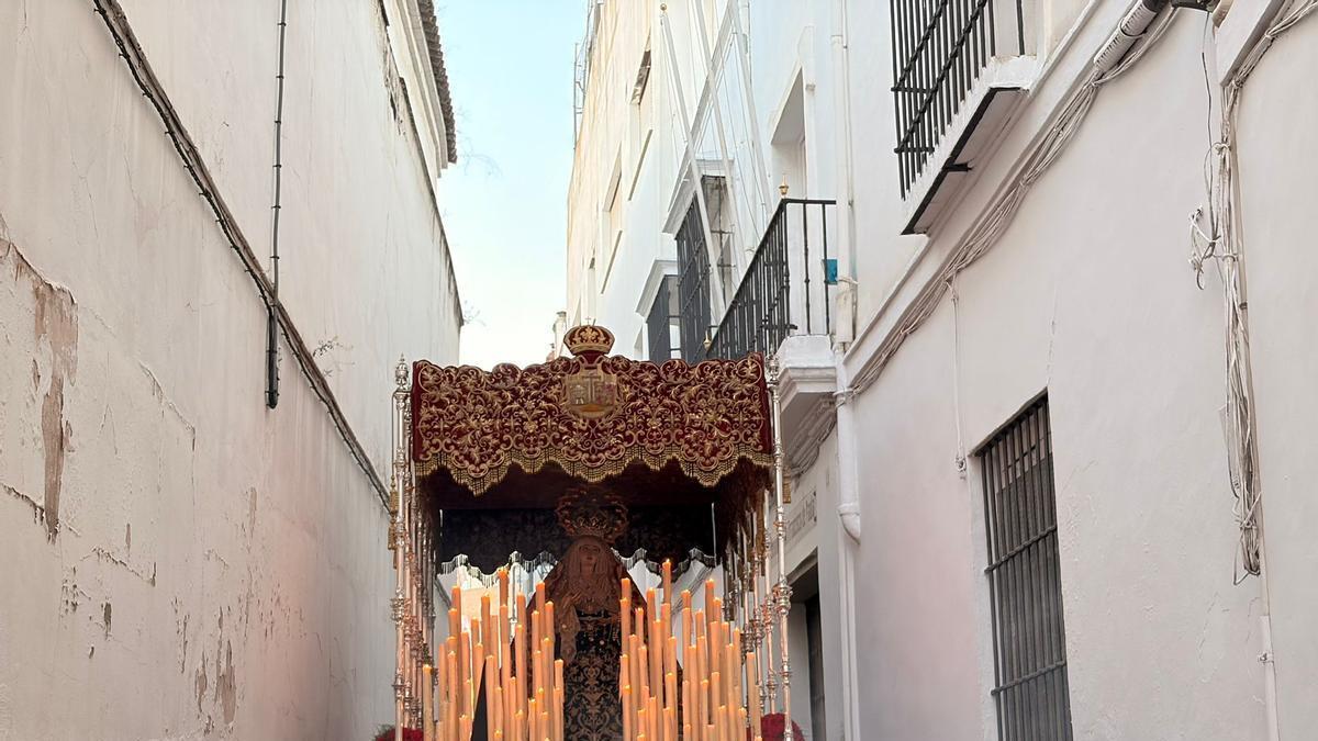 Vídeo | La Virgen de Madre de Dios de la Palma por la calle Santa Ángela