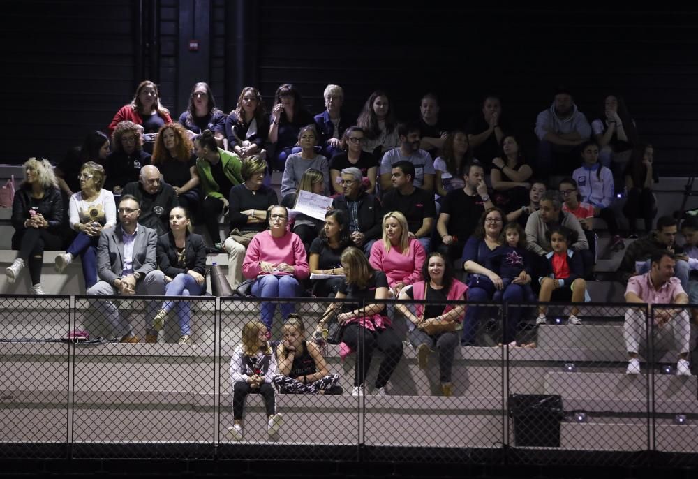 Torneo de gimnasia rítmica en el Corredoria Arena