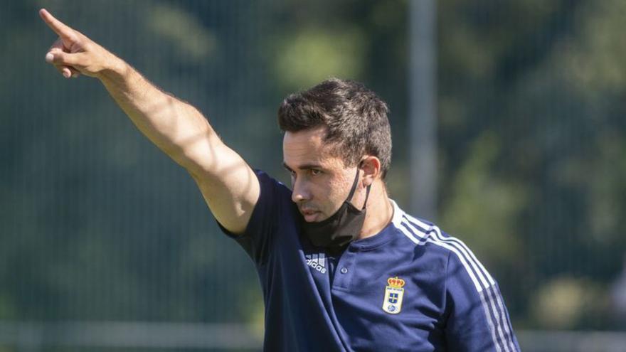 Jaime Arias, técnico del juvenil A del Oviedo. | Real Oviedo