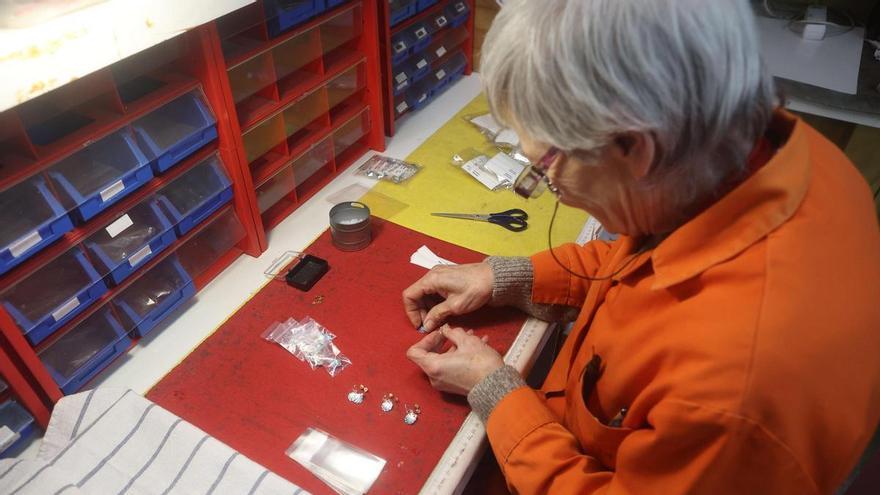 Ardentia, el taller de Bergondo donde las joyas nacen del oficio lento: "No vendemos por precio, vendemos sensaciones"