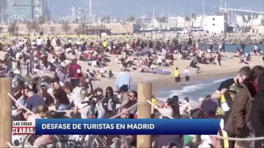 &#039;Las cosas claras&#039; explica su polémico rótulo junto a las imágenes de Barcelona: &quot;Desfase de turistas en Madrid&quot;