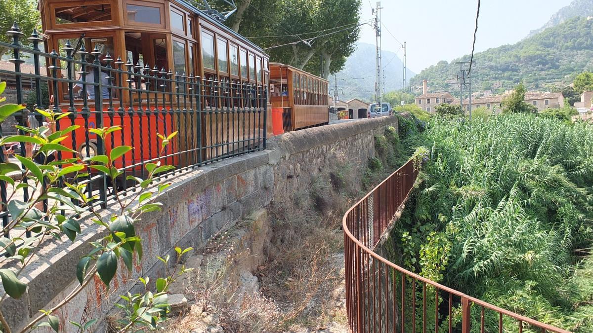 El proyecto prevé recuperar esta pasarela que parte de la plaza de España de Sóller.