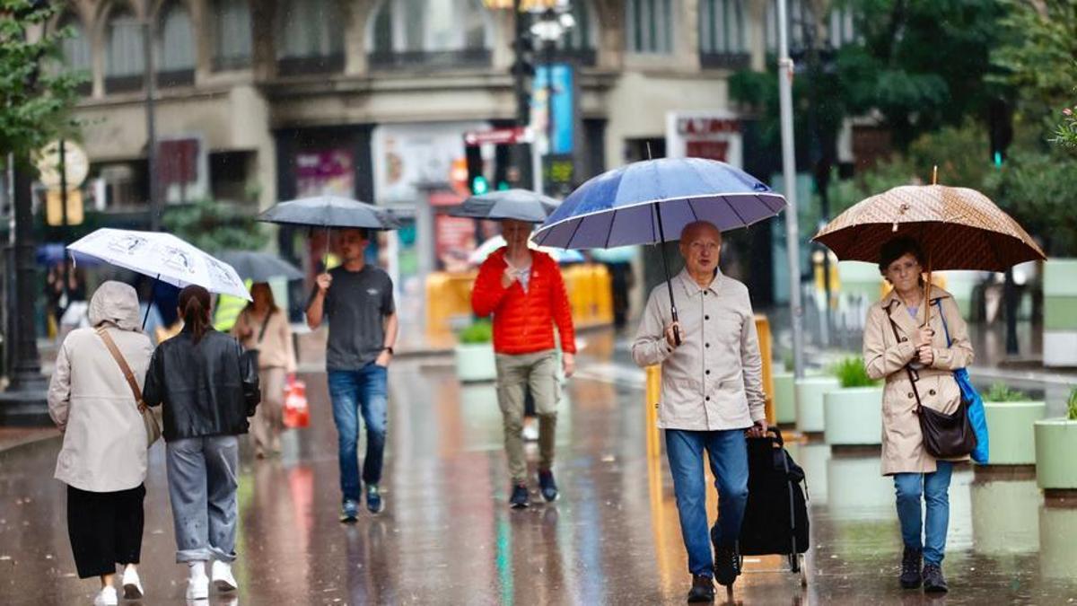 Lluvias en València marcan el comienzo de la primavera.