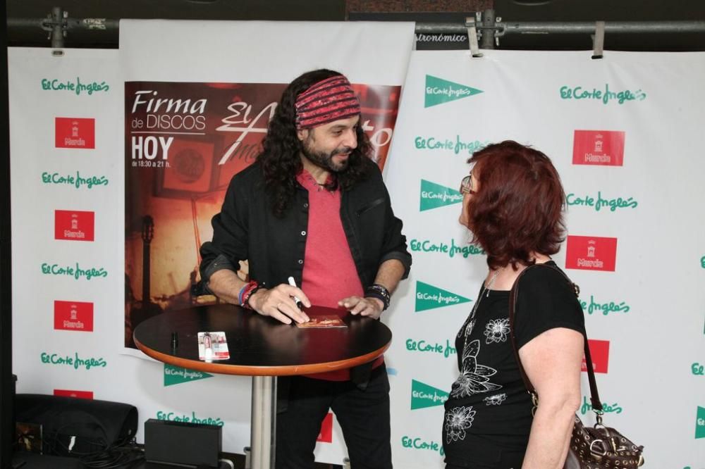 Firma de discos de El Arrebato en El Corte Inglés de Murcia