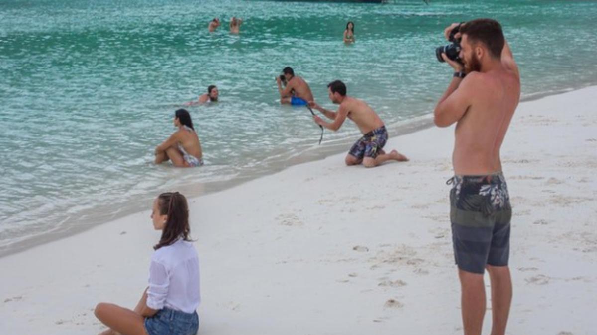 Foto viral en la playa