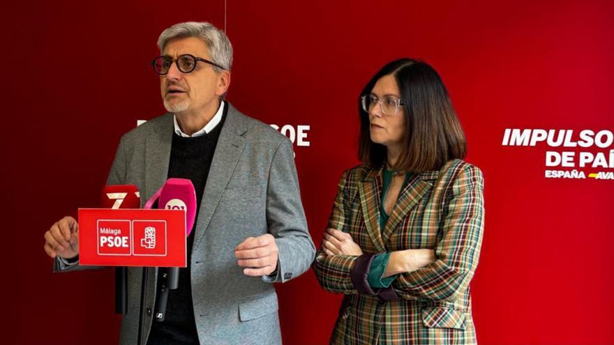 José Aurelio Aguilar e Isabe Pérez, en su comprecencia. | L.O.