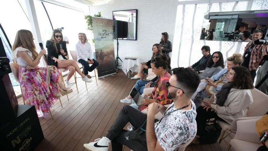 Eva Soriano en Ibiza: «Es difícil llegar a mucha gente haciendo humor»