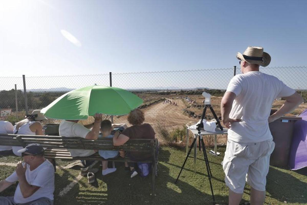 FOTOS | La expectación del eclipse desde Felanitx, en imágenes