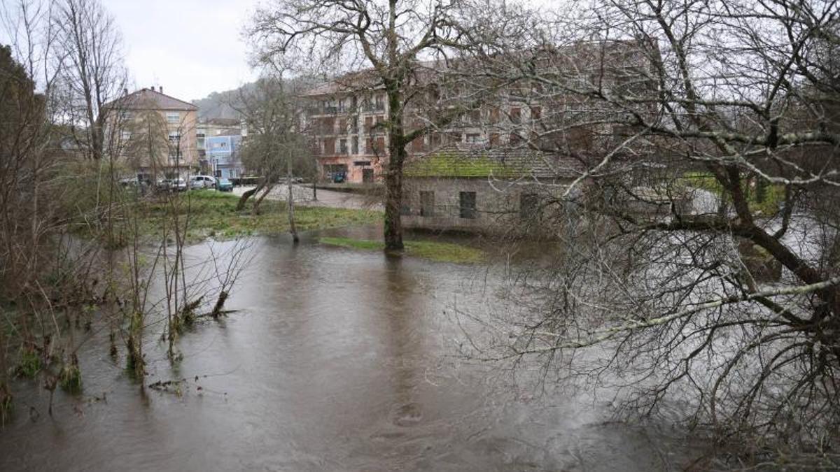 Desbordamiento del río Miñor en Gondomar el pasado mes de enero.