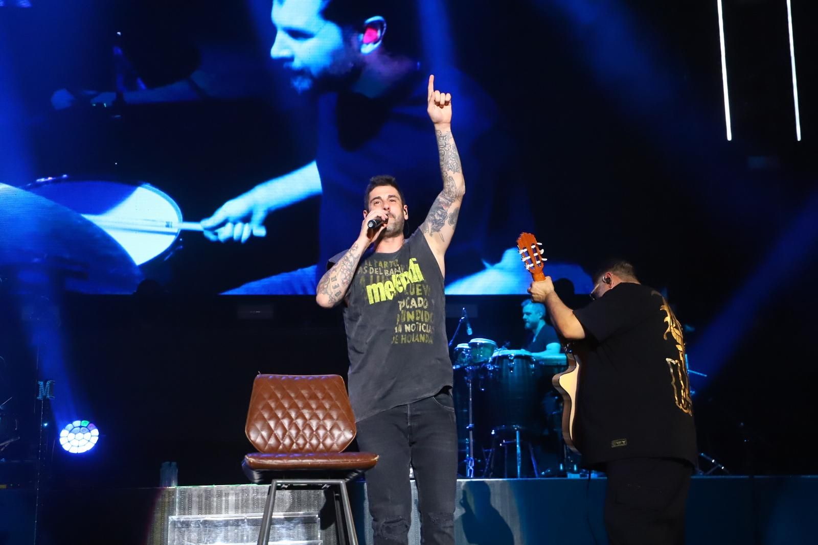 Los Califas, a rebosar con la música de Melendi