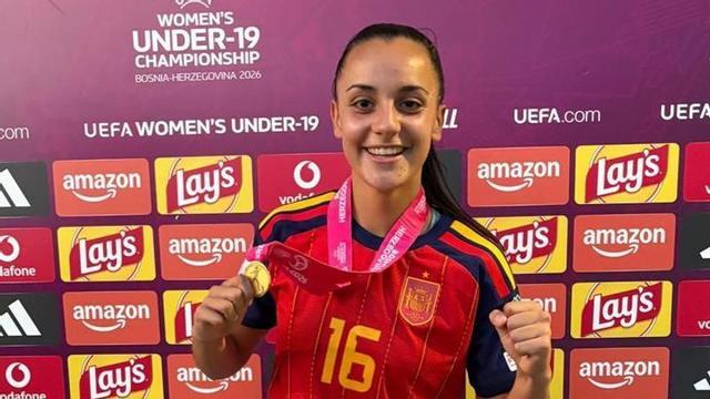Redru, este viernes, con la medalla de campeona. | M. R.