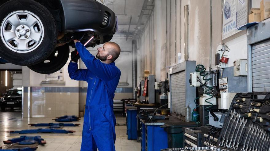 Un botón que desconocías ayuda a que tu coche supere la prueba de gases de la ITV