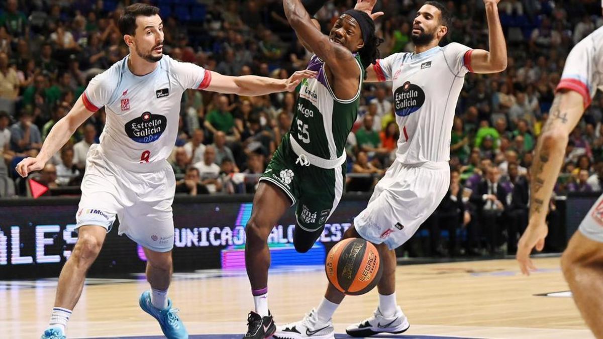 Un instante del partido Unicaja-Obradoiro