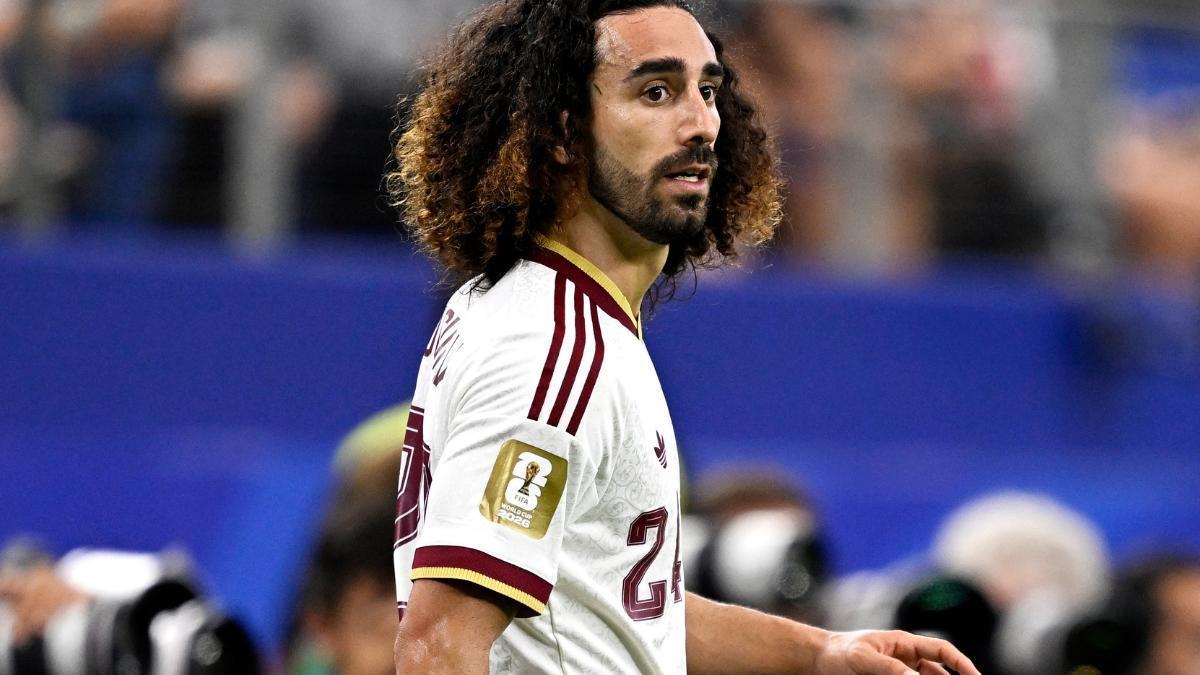 El himno de España para la final del Mundial: "Cucurella con el pelo Pantene"
