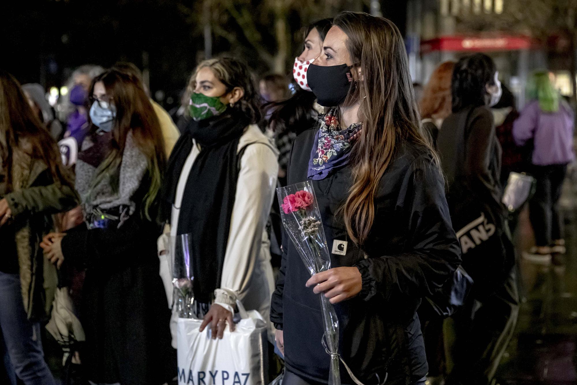 El Movimiento Feminista de Mallorca pide acabar con la brecha salarial y erradicar "la feminización de la pobreza"
