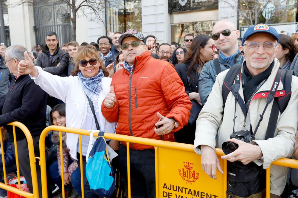 Búscate en la mascletà del 18 de marzo