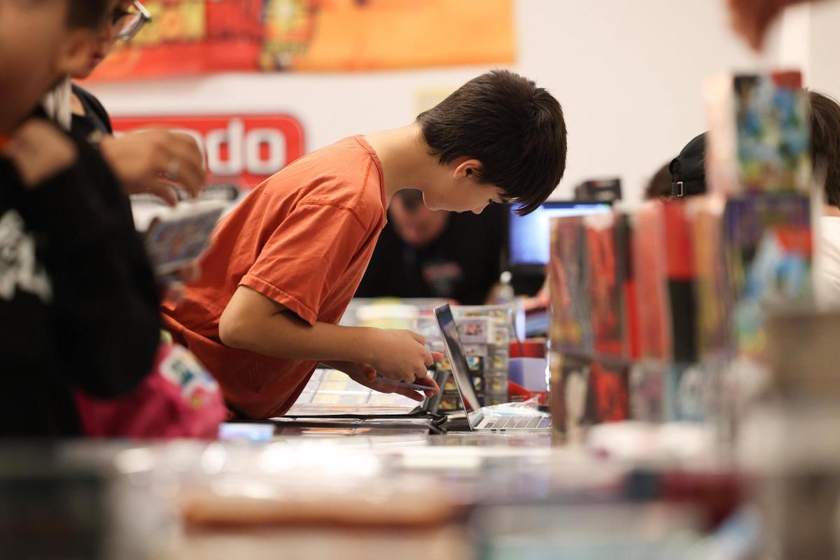 Coleccionismo: todas las imágenes del Ibiza Card Show 2025