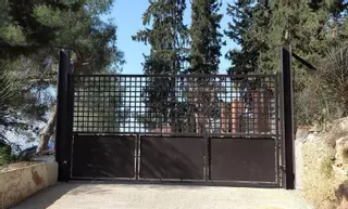 El Ayuntamiento de Murcia sigue sin abrir el camino de Monteazahar