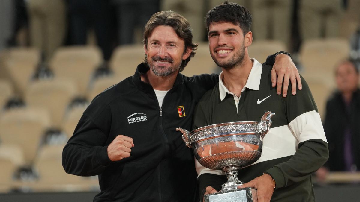 Alcaraz junto a Ferrero
