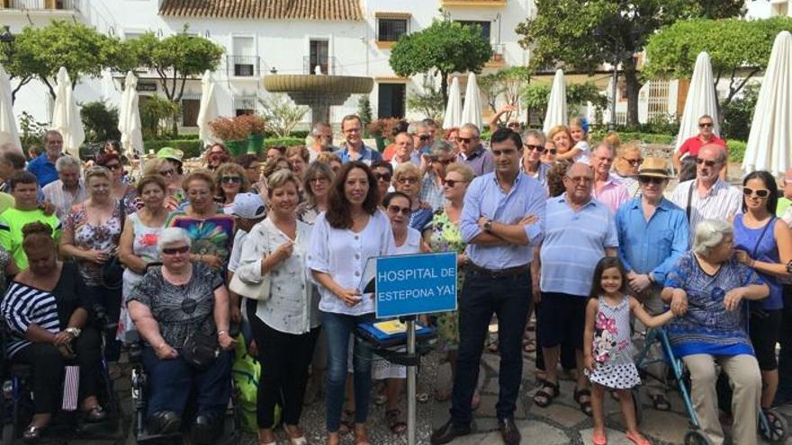 Imagen de la presentación de la plataforma ciudadana que reivindica el Chare de Estepona.