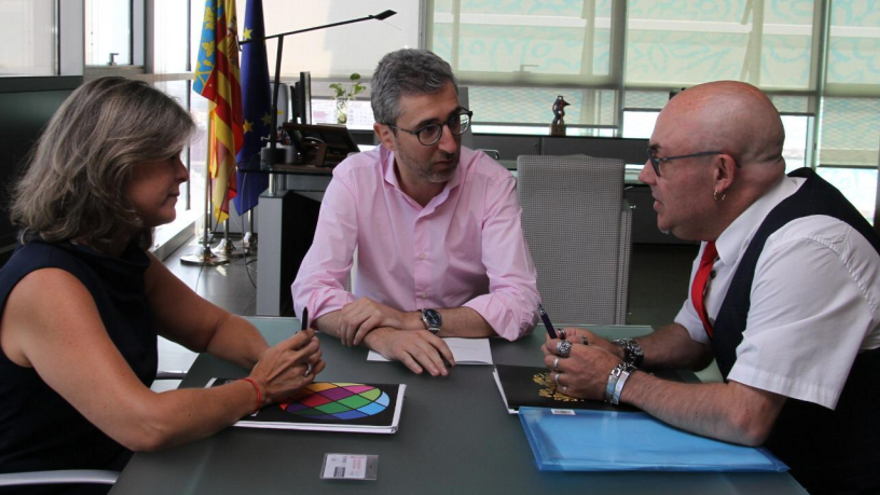 Reunión del conseller España con el presidente del Cermi, Vañó.