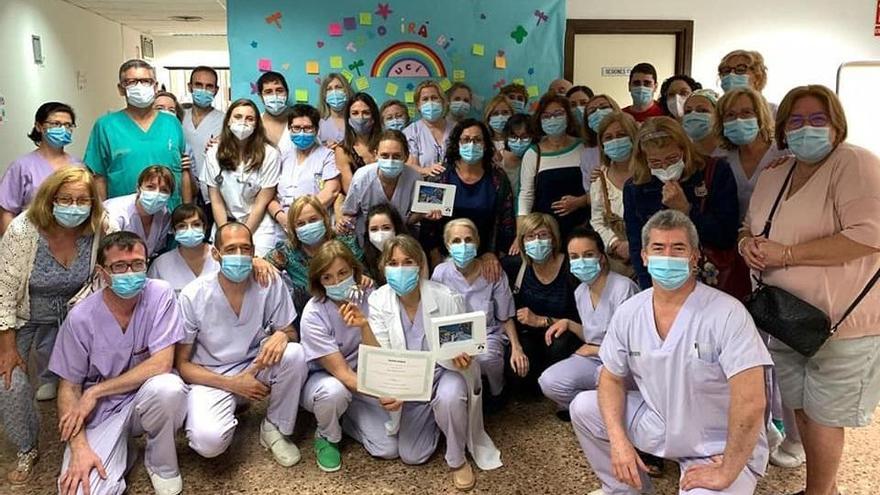 El Hospital de Sagunto rinde homenaje a una sanitaria de Segorbe por su labor durante la pandemia