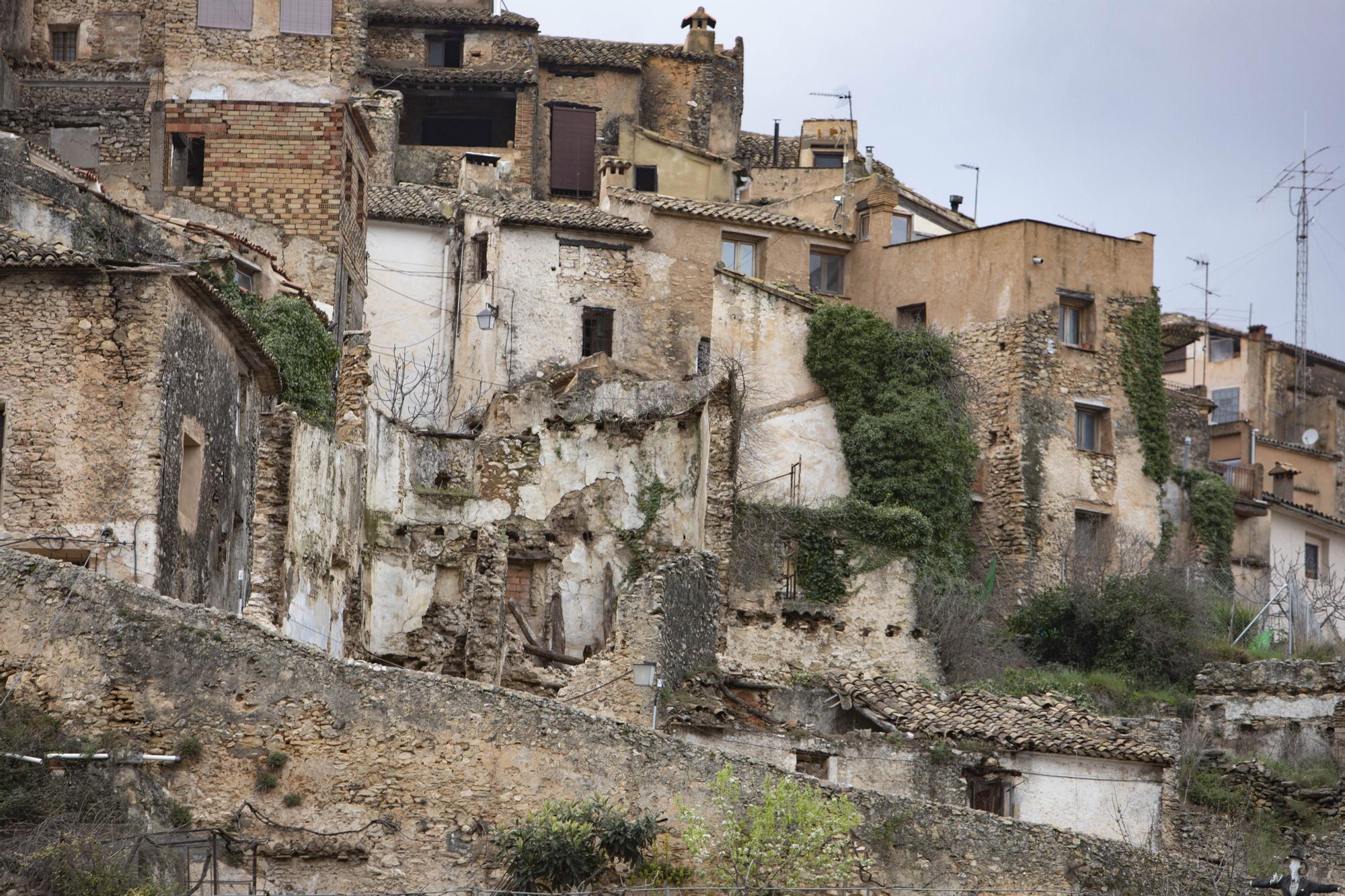 Se derrumba una casa del Barri Medieval de Bocairent