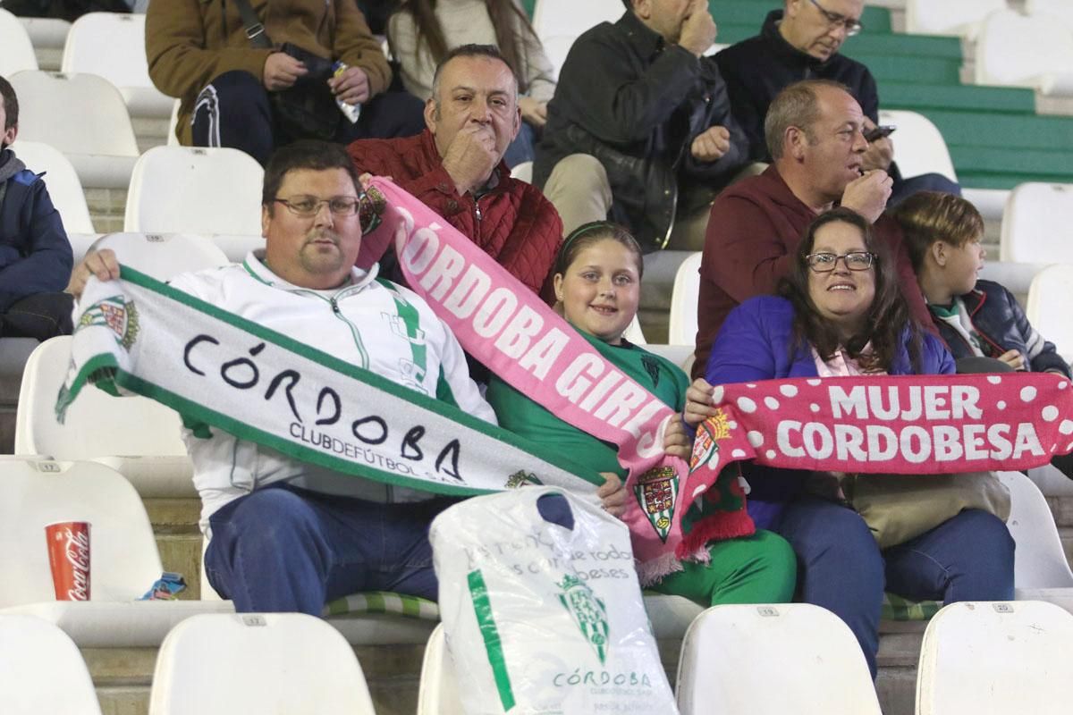 La afición blanquiverde en el Córdoba-Granada