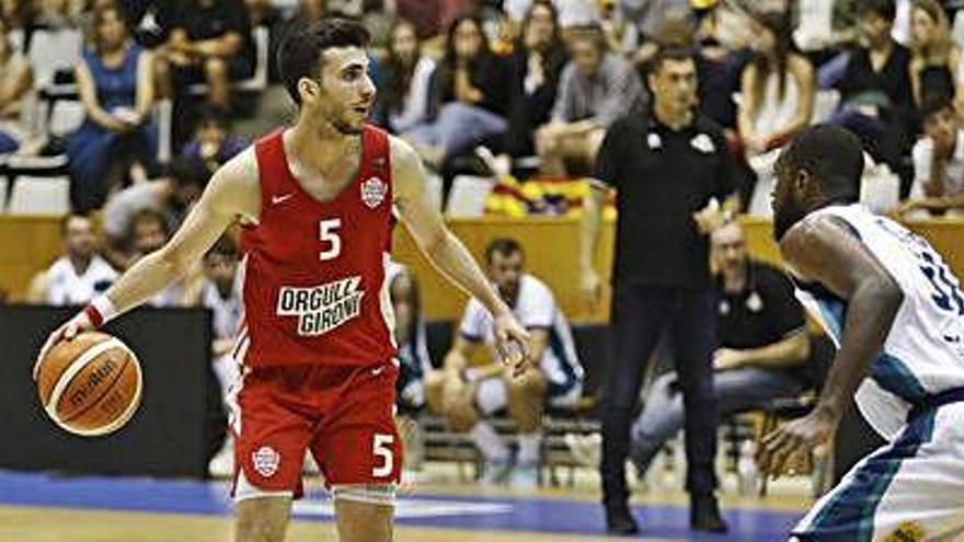 El Bàsquet Girona va debutar amb victòria contra el Menorca.