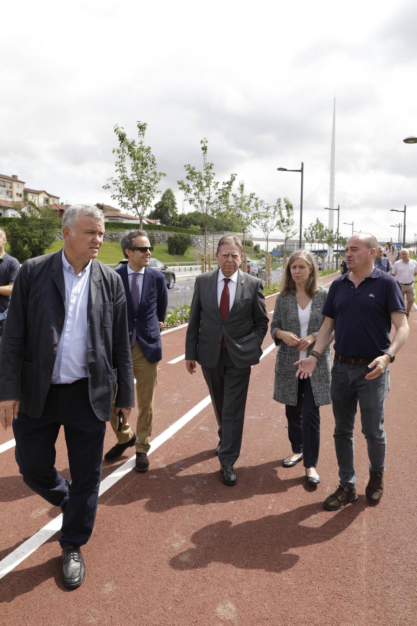 Inauguración del parque lineal de entrada a Oviedo por la "Y"