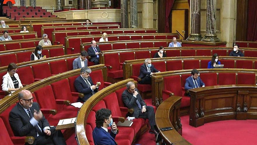 El Parlament va aprovar una moció contra la corrupció.